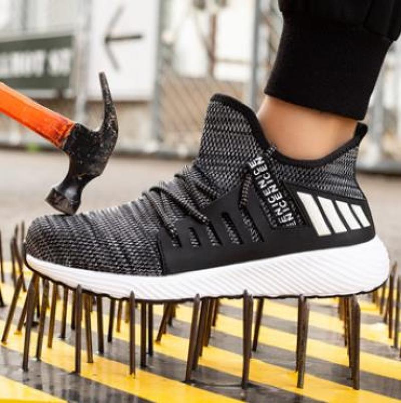 2020 Work Shoes Breathable Lace Up Soft Bottom Male Sneakers Working Steel Toe Anti Smashing Construction Safety Shoes for Mens