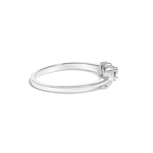 .925 Sterling Silver Diamond Accent "MOM"  Ring (J-K Color, I2-I3 Clarity) - Ring Size 8