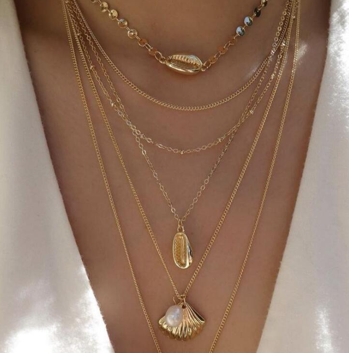 Color: Gold B - Shell pearl scallop necklace