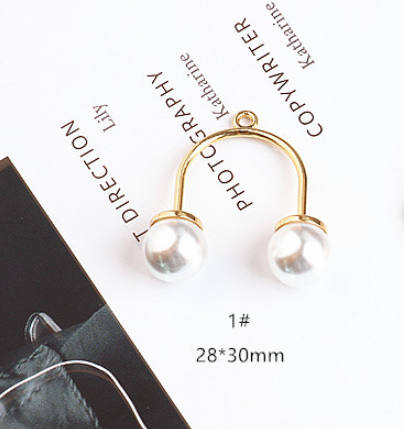 Style: 1 style - Creative earring pendant