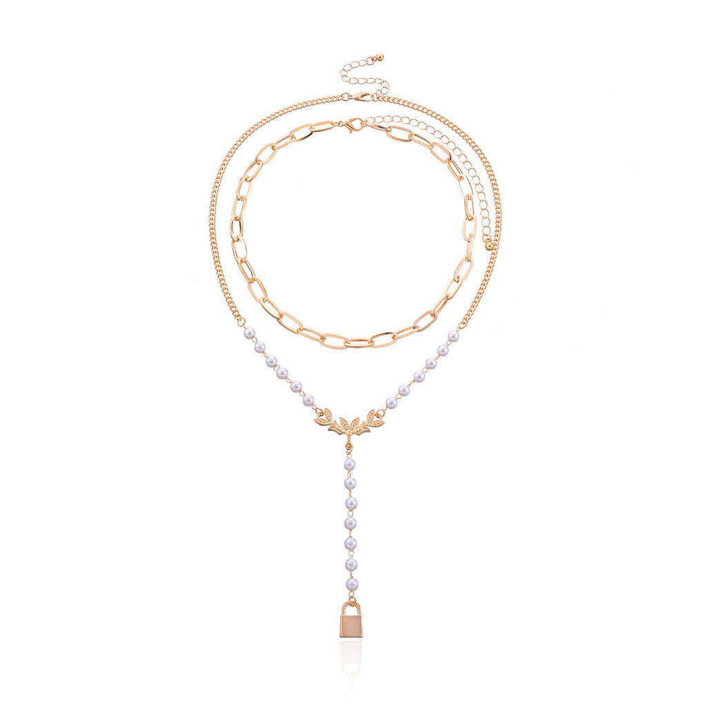 Stylish Patchwork Pearl Chain Lock-shaped Pendant Necklace Set
