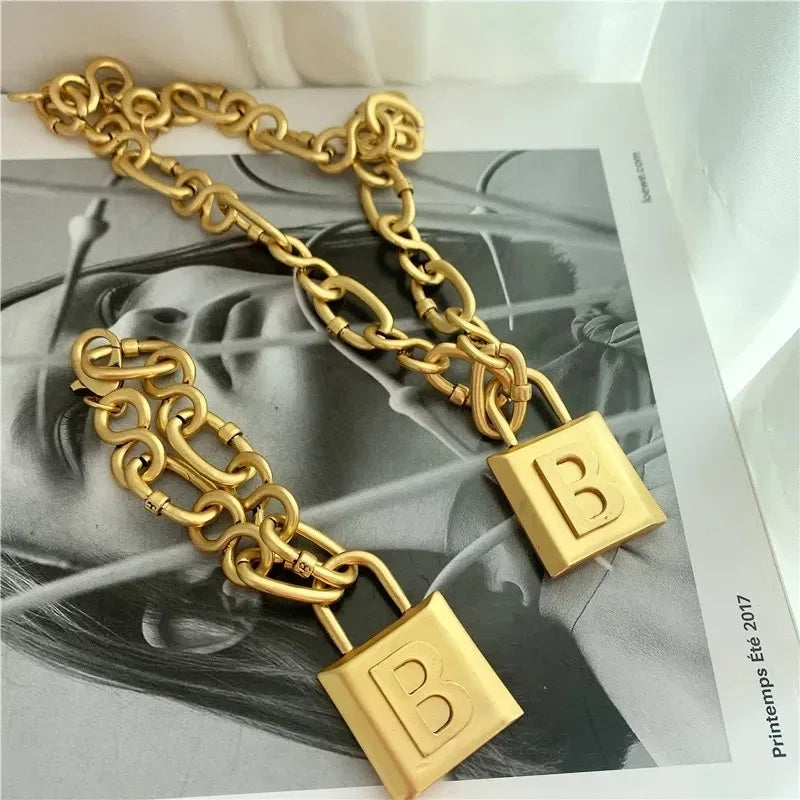 Metal color: Antique Silver Plated, Length: 60cm - Vintage Chunky Metal Thick Chain Bracelet Necklace Geometric Letter Lock Pendant Necklace Fashion Women Punk Jewelry Accessories