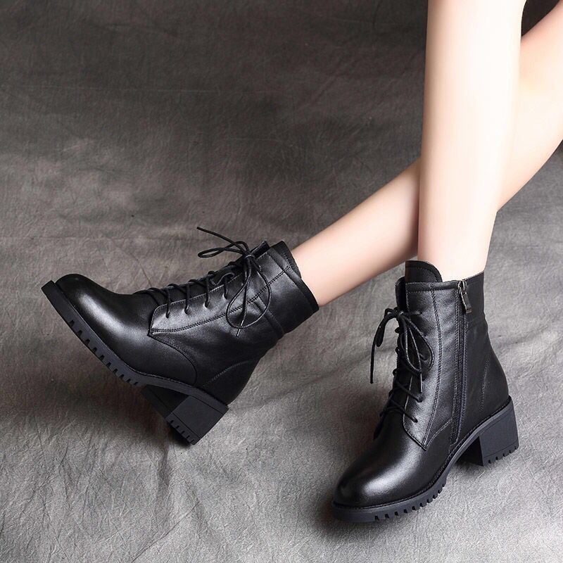 2022 Luxury Chelsea Boots Women Leather Ladies Boots Chunky Winter Shoes Platform Ankle Boots Slip On Thick Heel Brand Designer6