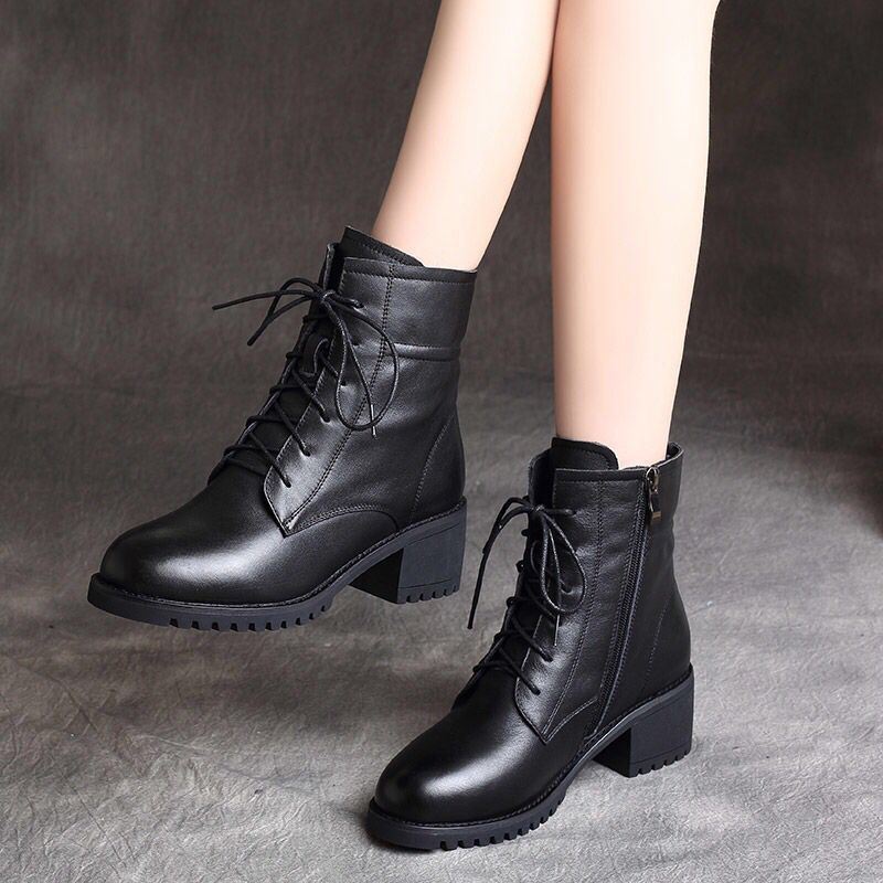 2022 Luxury Chelsea Boots Women Leather Ladies Boots Chunky Winter Shoes Platform Ankle Boots Slip On Thick Heel Brand Designer6